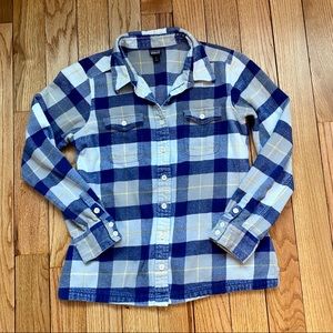 EUC Patagonia women’s Fjord Flannel Shirt size 8